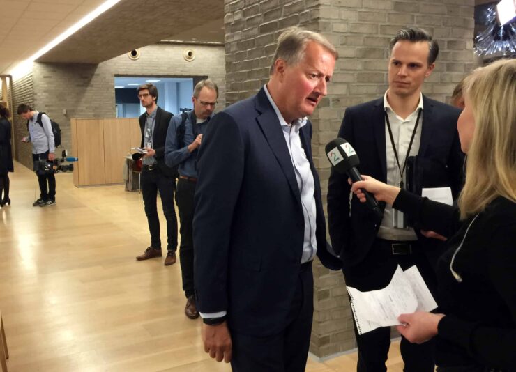 Tirsdag 12. april på tre minutter: Næringsministeren ikke fornøyd med Bjerkes svar og Brasils president på vei mot riksrett