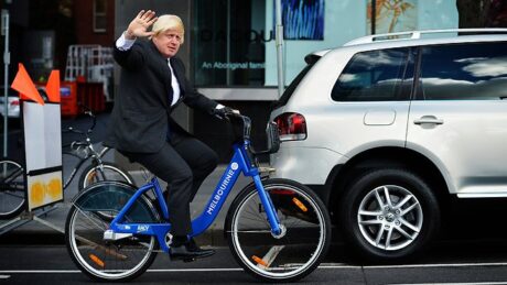 USA foreslår «militær pakt» med Russland og Boris Johnson er klar for nye katastrofer - torsdag 14. juli på tre minutter