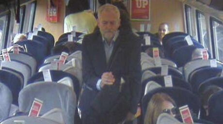 Ap-Kolberg kaller Listhaug umoralsk og Corbyn fersket i tog-PR-fadese - Dette bør du få med deg onsdag 24. august