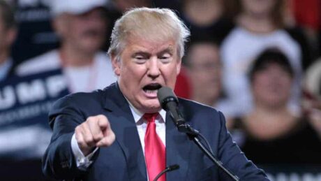Nyhetsbrev: Hareide holder Ap-flørten uformell og nye skatteavsløringer om Trump