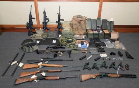 FBI: Amerikansk offiser brukte Breiviks oppskrift til å planlegge terror - hadde drapsliste over politikere på venstresida