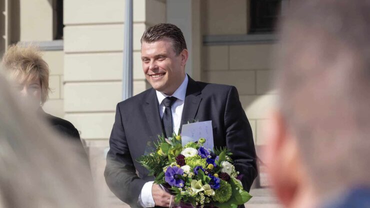 Ny justisminister ville fjerne kirkeasyl-ordningen og mente asylsøkere «sto fritt til å reise tilbake»