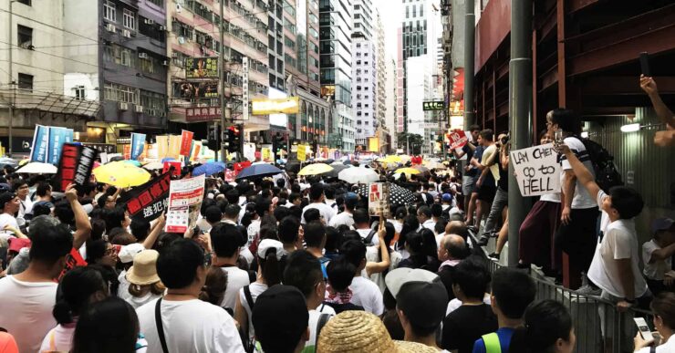 Hundretusenvis i gatene: Derfor gjør de opprør i Hong Kong