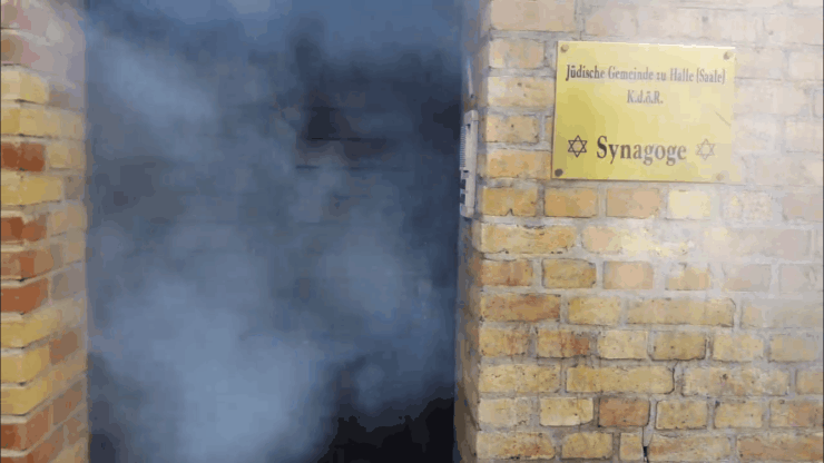 Høyreekstrem terrorist strømmet video av synagogeangrep i Tyskland – erklærte Holocaust-fornektelse og anti-feminisme