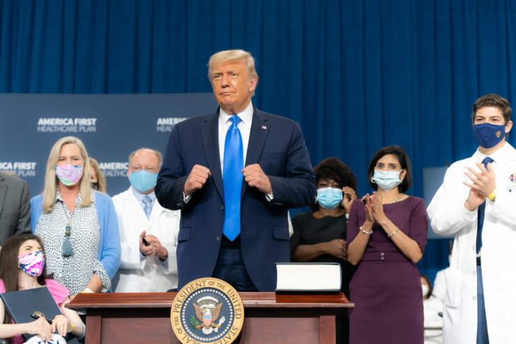 32 dager igjen: Trump har covid-19 – Slik kan valgkampen hans rammes