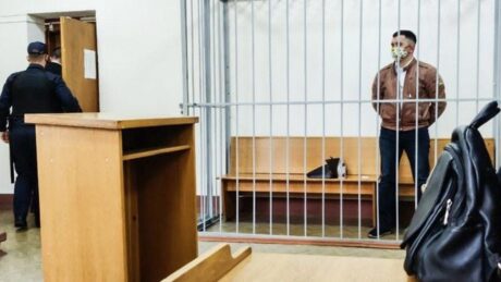 Nyhetsbrev 2. juni: Desperat hviterussisk aktivist skadet seg selv i rettssalen
