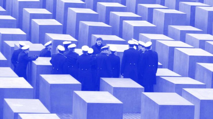 Holocaust-fornektelse opp i FN - norske antivaksere kaller seg «de nye jødene»