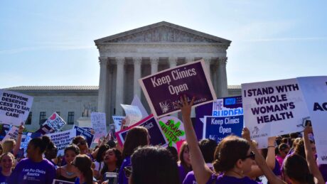 16 spørsmål og svar om abort-sjokket i USA: Dette betyr lekkasjen fra Høyesterett