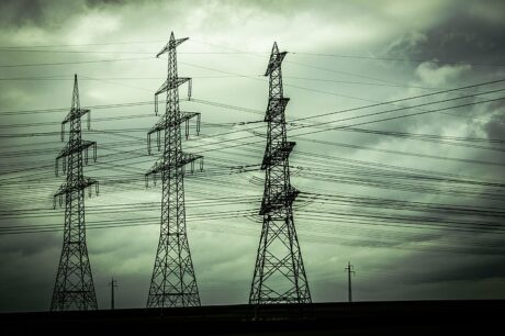 Fra polariserende debatt til atomkraft: Her er sju temaer for energiåret 2025