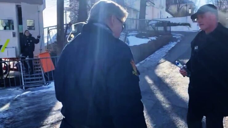 Norske ambassader i høy beredskap etter koranbrenning i Oslo
