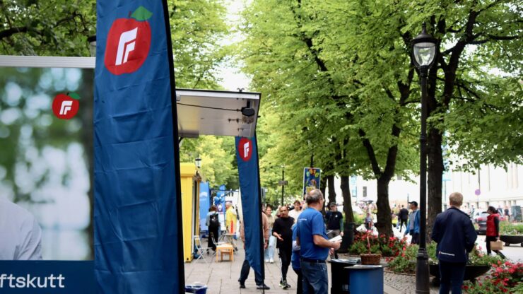 Hemmelige givere har doblet Frps valgkampbudsjett: Kan skjule påvirkning av vedtak i lokalpolitikken, tror eksperter