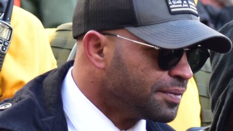 Proud Boys- og Oath Keepers-ledere løslatt fra fengsel – Eksperter advarer mot sterkere ekstremistgrupper