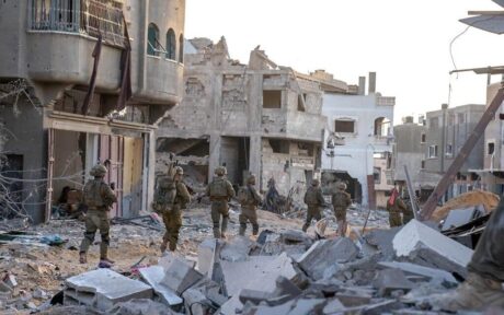 Nok en gang strupes Gaza: Mer nødhjelp må inn, ellers mister Israel militær støtte, sier USA