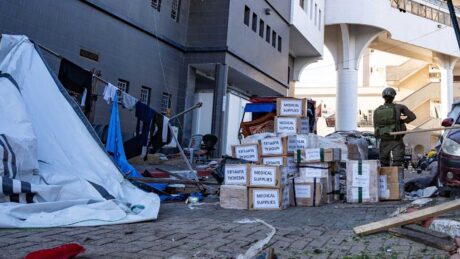 Norske borgere ute av Gaza – israelske soldater inne i Shiva-sykehuset
