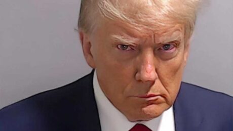 Høyesterett stanser ikke straffeutmåling –Trump blir president med formelt forbryter-stempel
