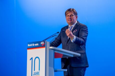 AfD-medarbeider i EU-parlamentet tiltalt for spionasje