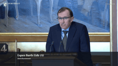 Eide innrømmer brudd på habilitetsregler knyttet til sønnens UD-praktikantplass
