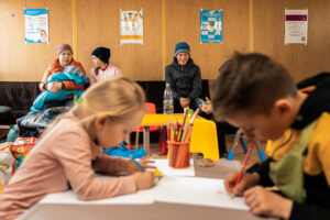 Norge fortsatt blant landene som tar imot flest ukrainske flyktninger