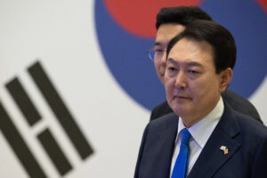 Sør-Koreas president talte til folket: Forsvarer militær unntakstilstand og vil «kjempe til siste slutt»