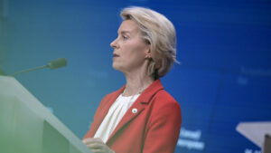 Ursula von der Leyen vil ha EU-ledet alternativ til Verdens handelsorganisasjon