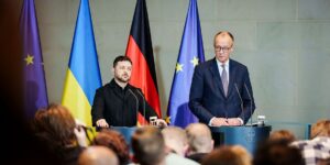 EU låner over 1000 milliarder til Ukraina – lar russiske milliarder ligge