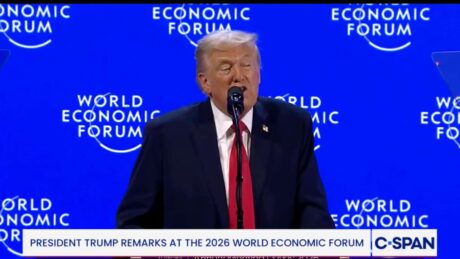 Trump i Davos-tale: Utelukker alle former for leieavtaler på Grønland, mener bare «eierskap» er godt nok