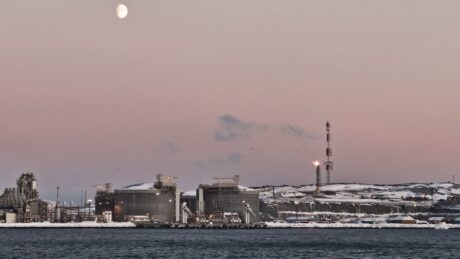 Finnmark: Milliardene er brukt, nettet er likevel ikke godt nok, og klimatiltaket som spiste kapasiteten må suppleres med det det skulle erstatte